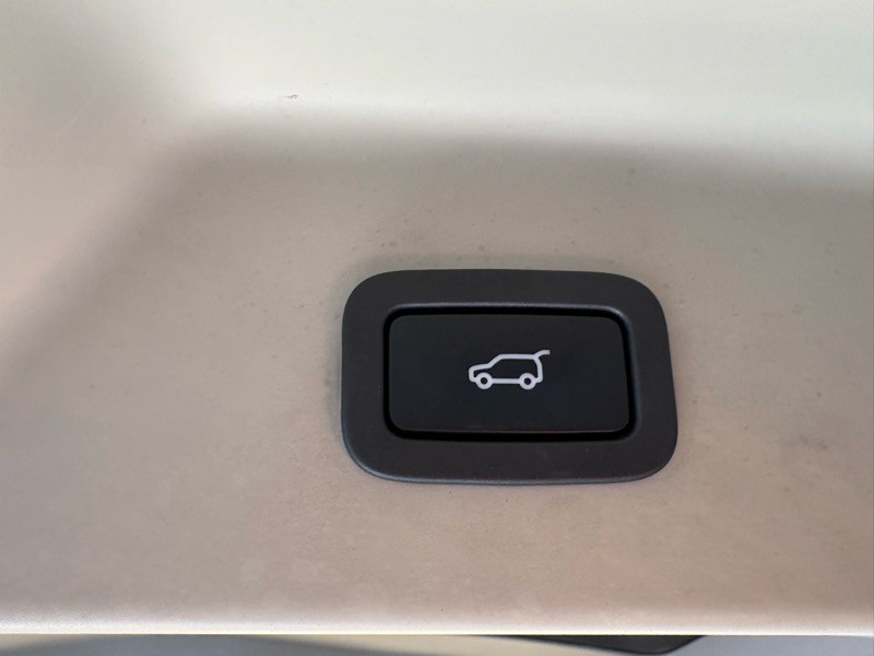 2013 Land Rover Range Rover Image 31