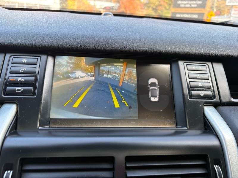 2015 Land Rover Discovery Sport Image 10