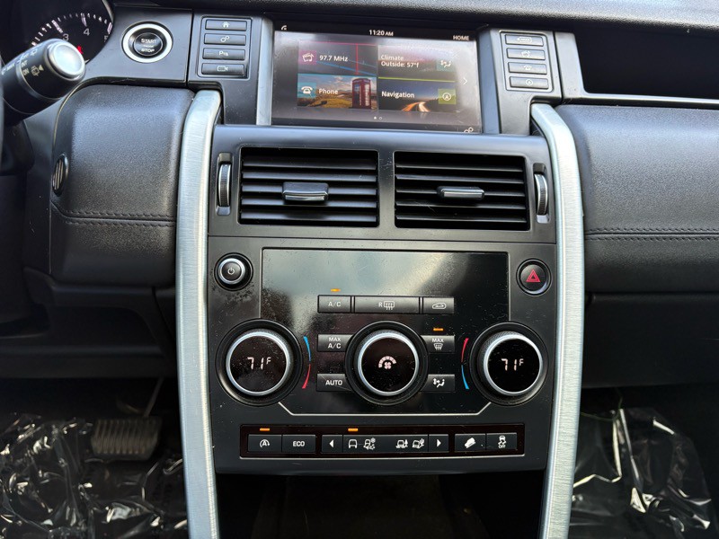 2015 Land Rover Discovery Sport Image 12