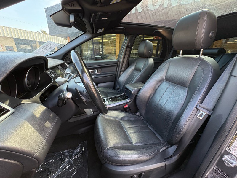 2015 Land Rover Discovery Sport Image 16