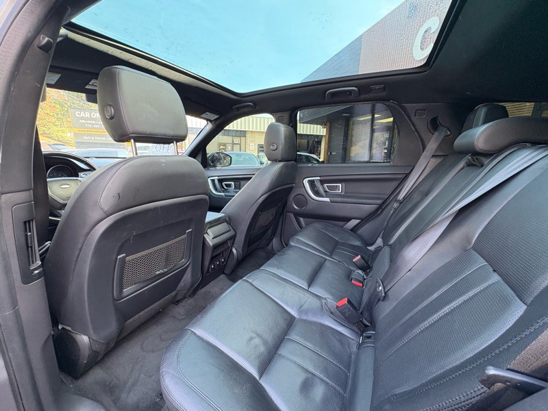 2015 Land Rover Discovery Sport Image 25