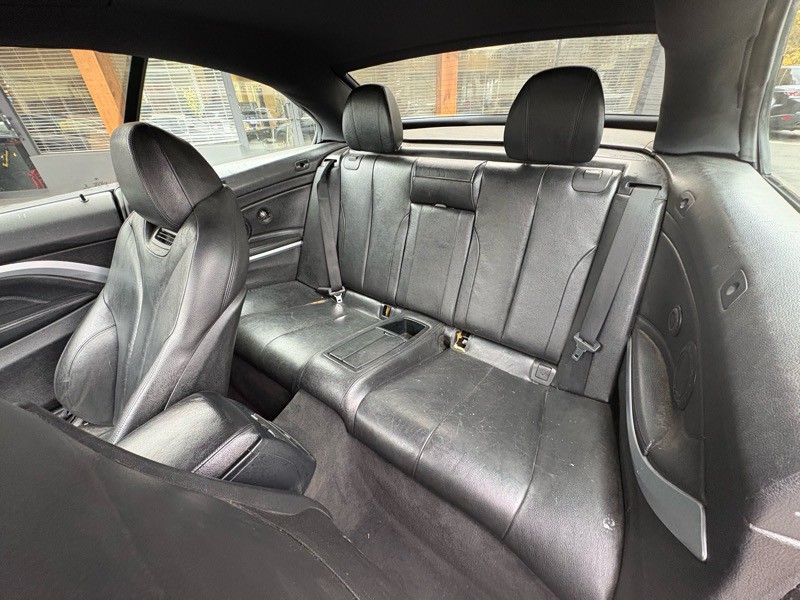 2016 BMW 4 Series Image 19