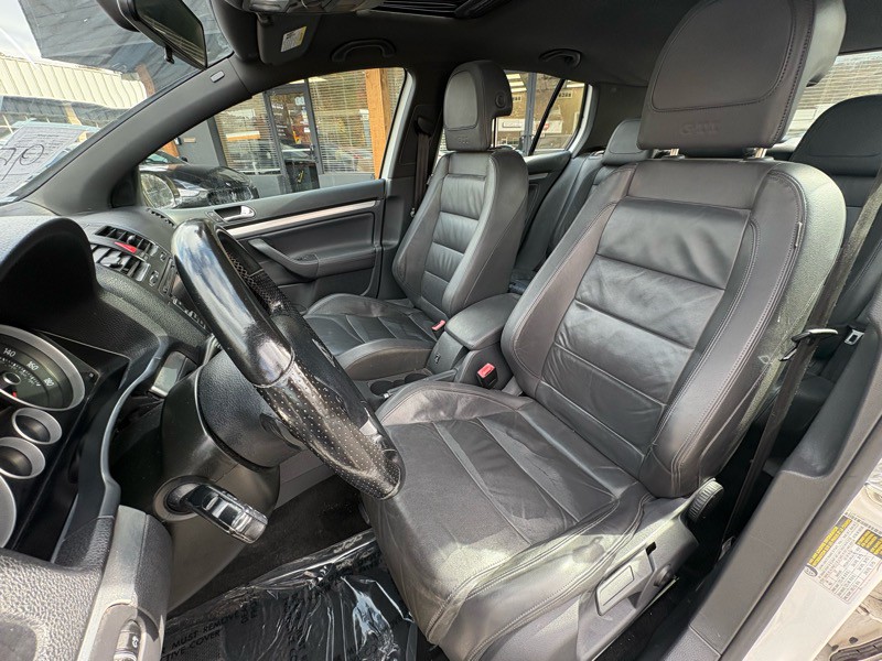 2009 Volkswagen GTI Image 15