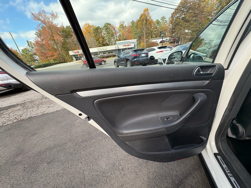 2009 Volkswagen GTI Image 21