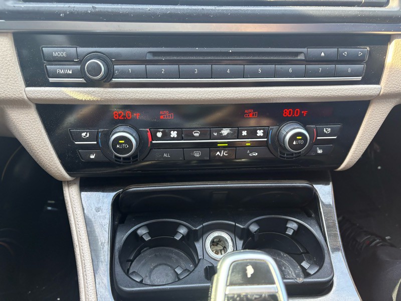 2011 BMW 5 Series Image 13