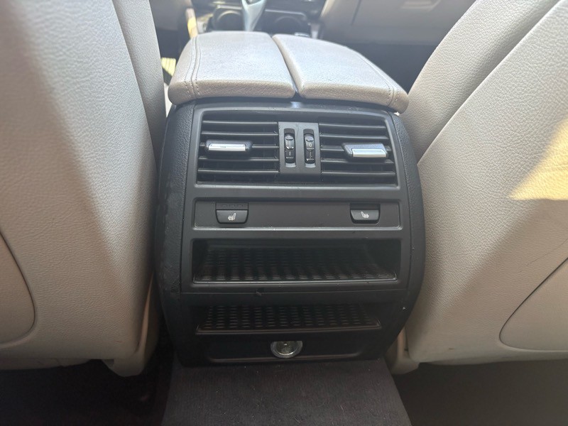 2011 BMW 5 Series Image 15