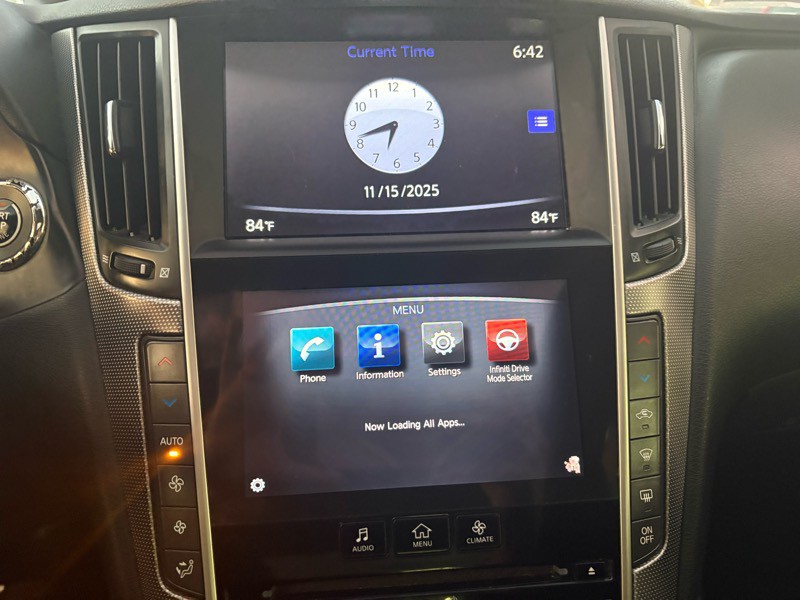 2015 INFINITI Q50 Image 16