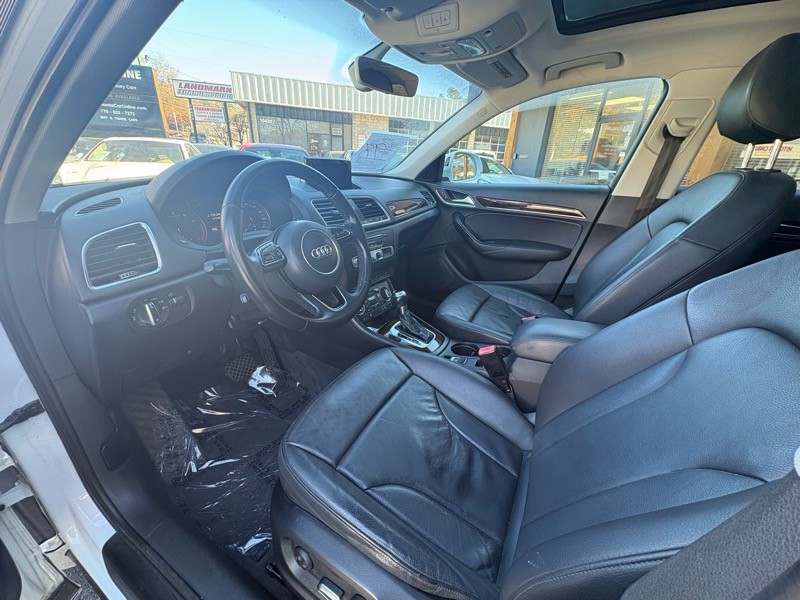 2016 Audi Q3 Image 9