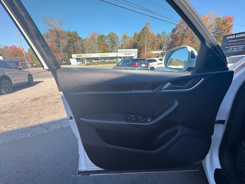 2016 Audi Q3 Image 25