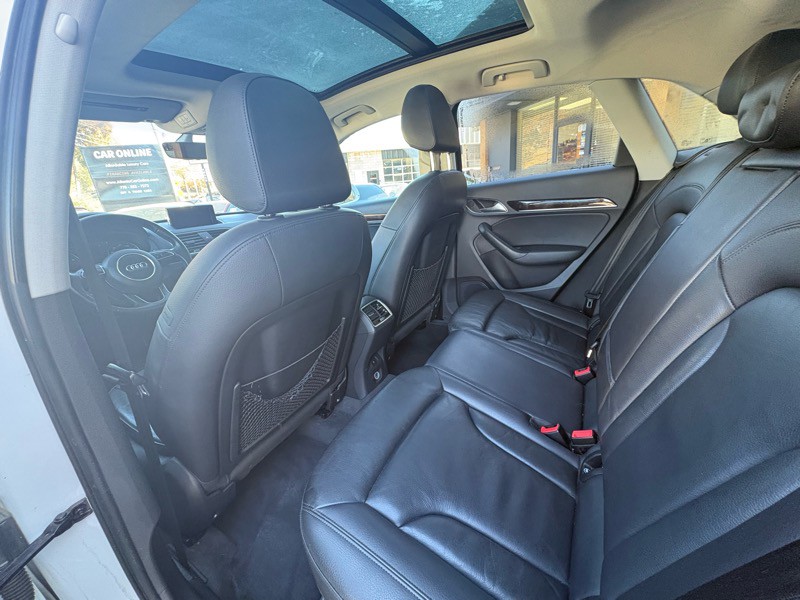 2016 Audi Q3 Image 28