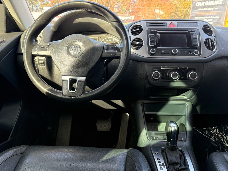 2011 Volkswagen Tiguan Image 21