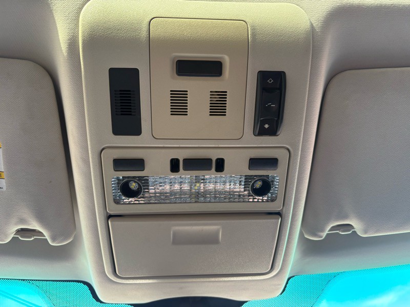 2011 Land Rover Range Rover Image 26