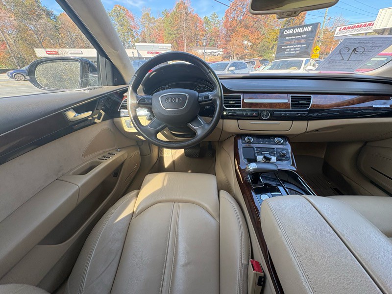 2011 Audi A8 Image 9