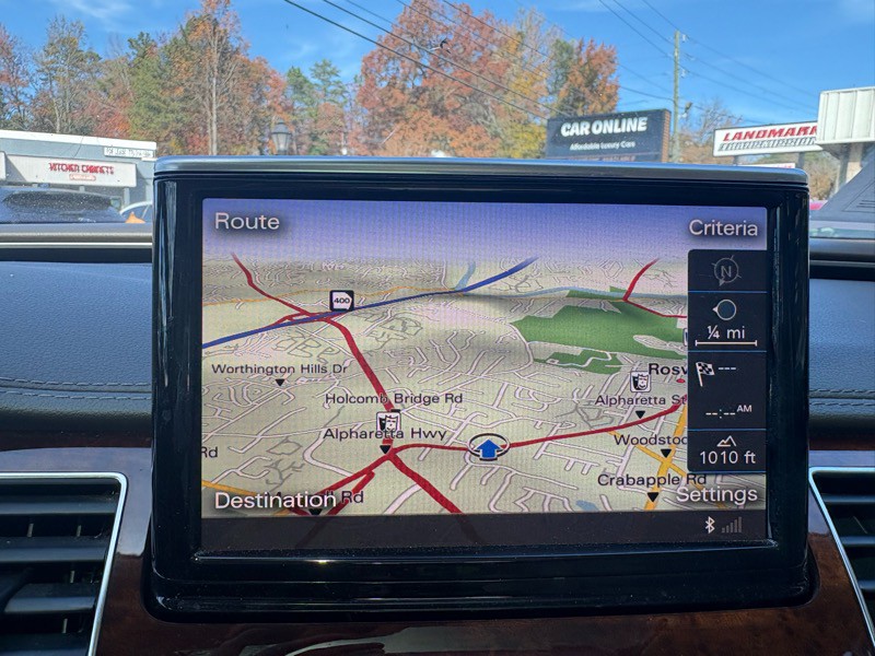 2011 Audi A8 Image 17