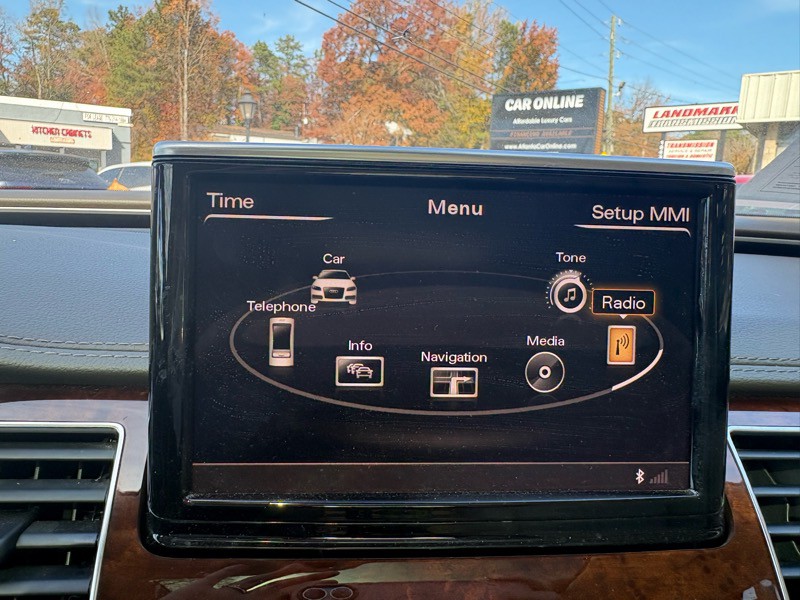 2011 Audi A8 Image 18