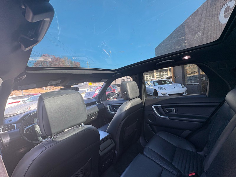 2016 Land Rover Discovery Sport Image 17