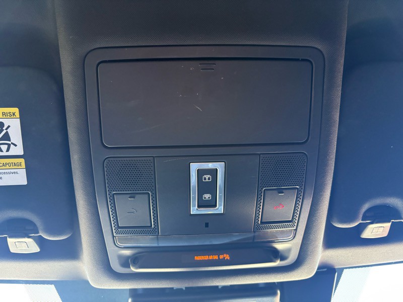 2016 Land Rover Discovery Sport Image 21