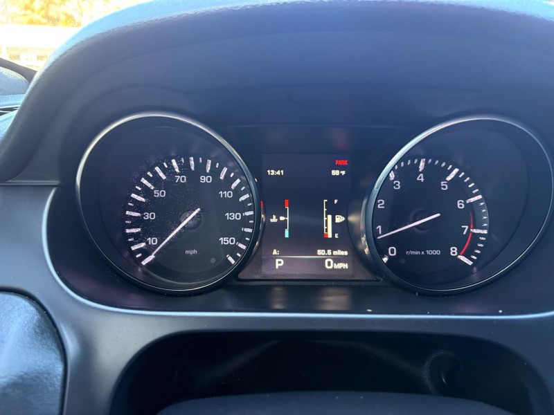 2016 Land Rover Discovery Sport Image 25