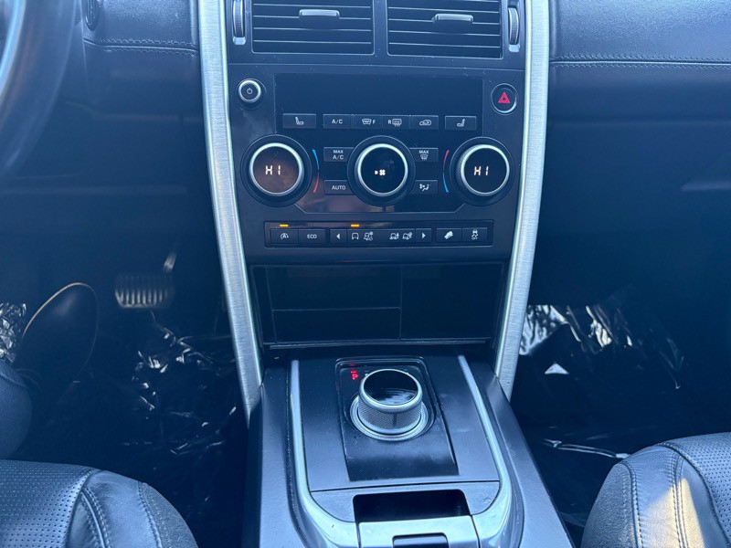 2016 Land Rover Discovery Sport Image 29