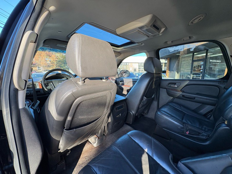 2008 Chevrolet Tahoe Image 17