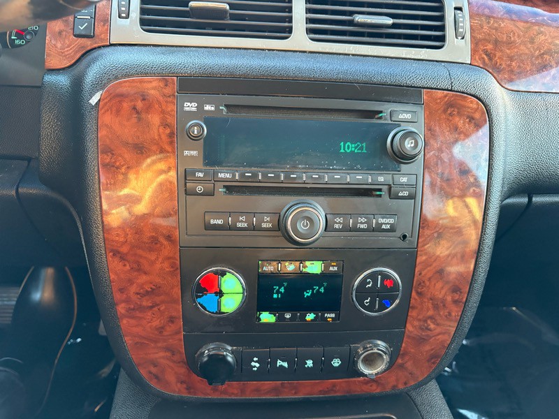 2008 Chevrolet Tahoe Image 22