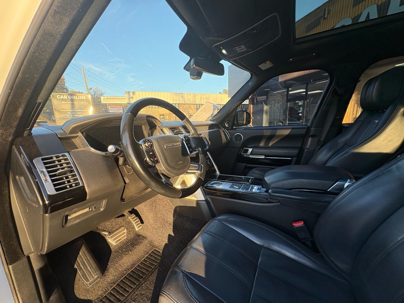 2014 Land Rover Range Rover Image 12