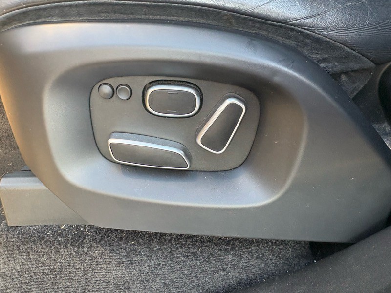 2014 Land Rover Range Rover Image 33