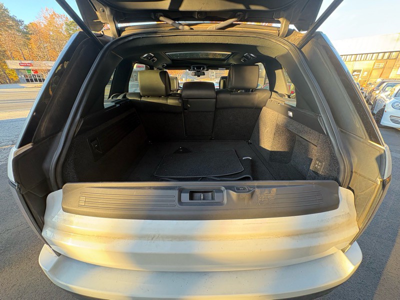 2014 Land Rover Range Rover Image 38