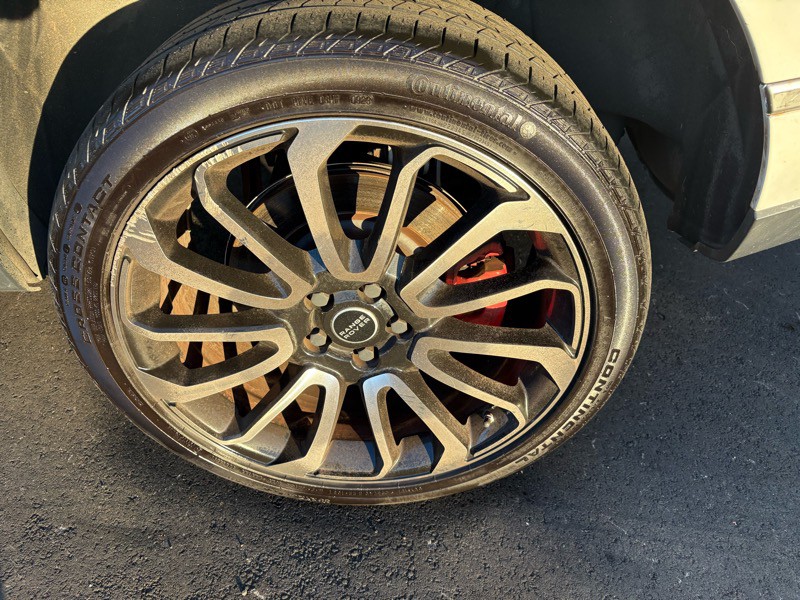 2014 Land Rover Range Rover Image 39