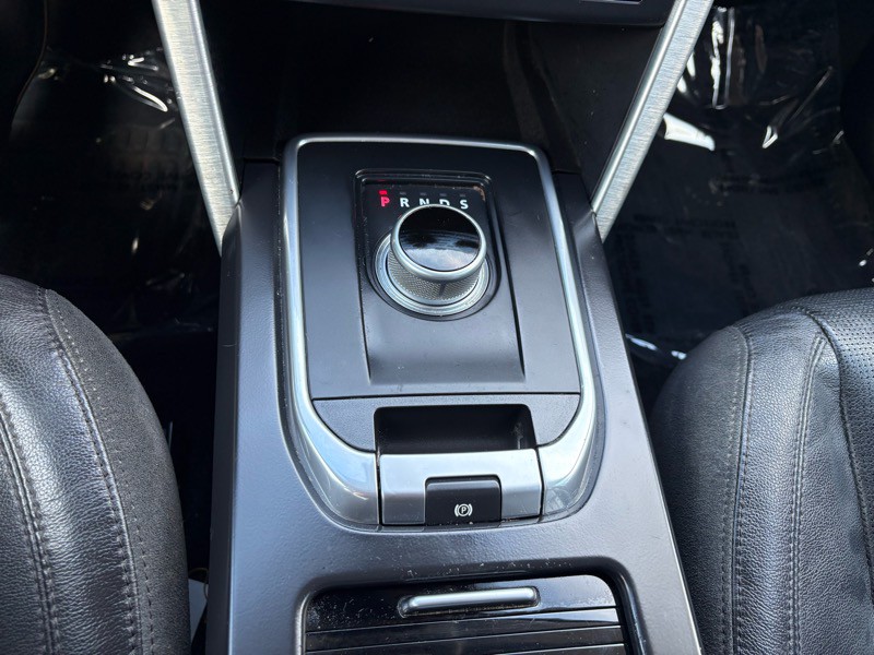 2016 Land Rover Discovery Sport Image 15