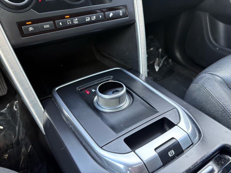 2016 Land Rover Discovery Sport Image 16