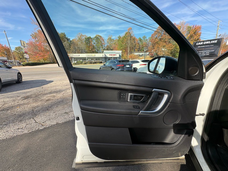 2016 Land Rover Discovery Sport Image 19