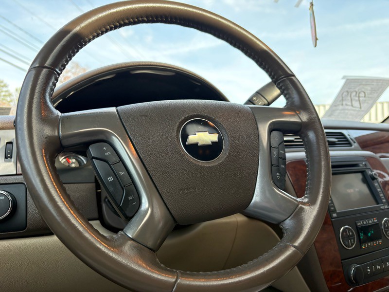 2010 Chevrolet Tahoe Image 9