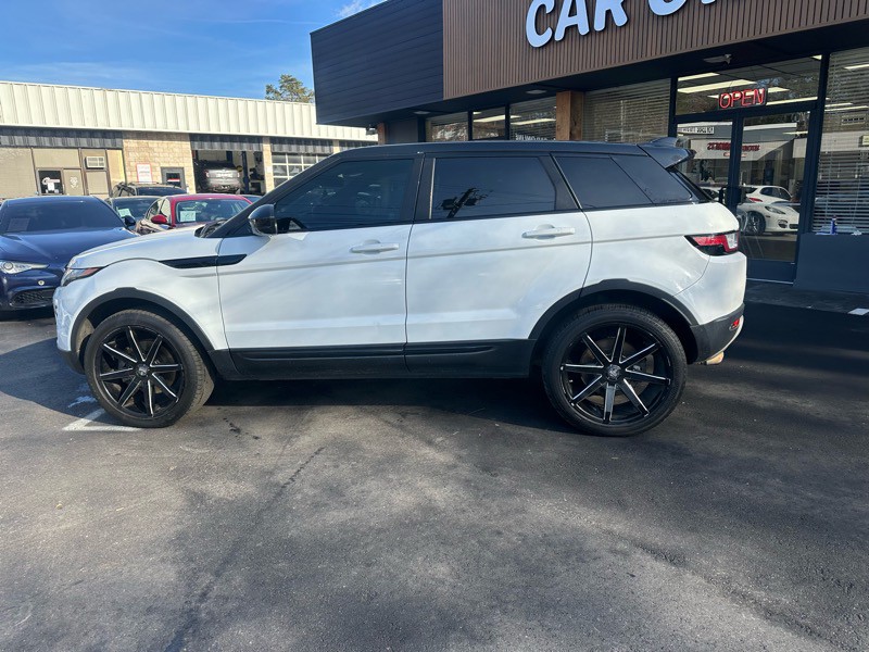 2016 Land Rover Range Rover Evoque Image 8