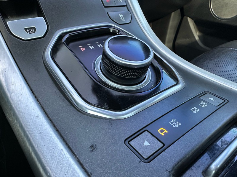 2016 Land Rover Range Rover Evoque Image 18