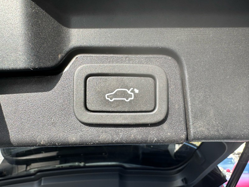 2016 Land Rover Range Rover Evoque Image 27