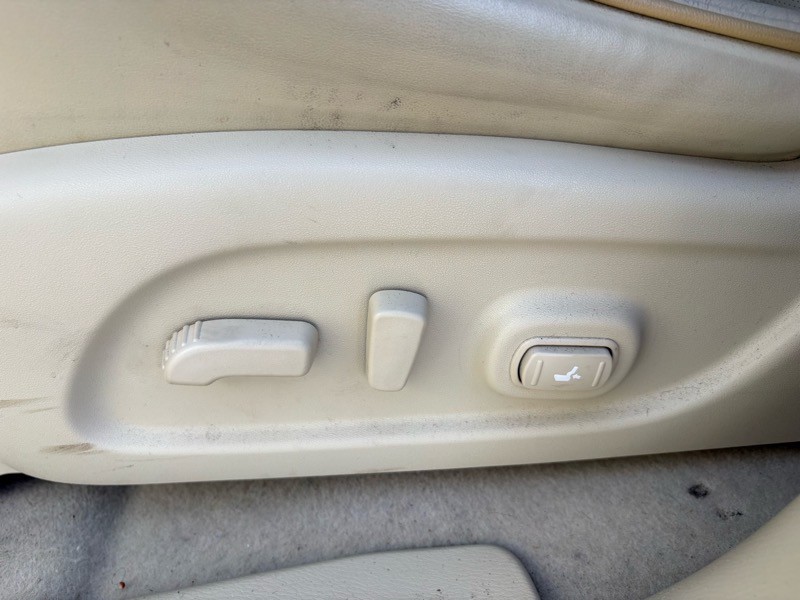 2013 INFINITI JX35 Image 16