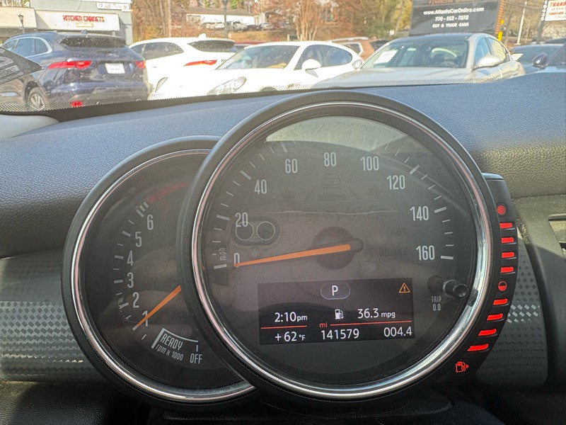 2016 MINI Cooper Image 11