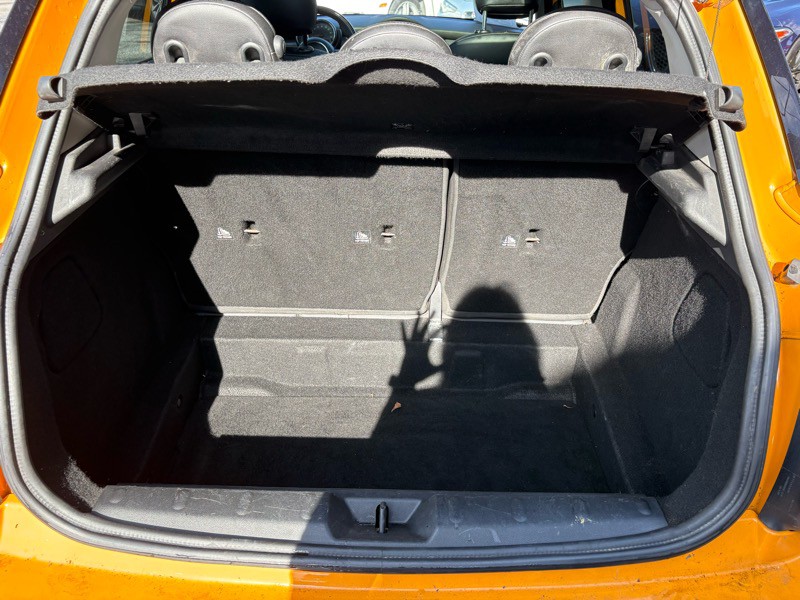 2016 MINI Cooper Image 29