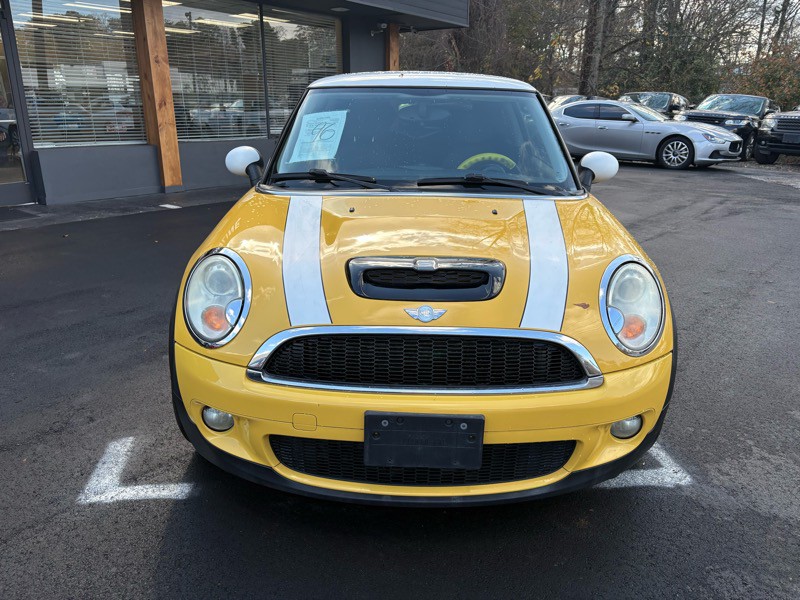 2007 MINI Cooper Image 2
