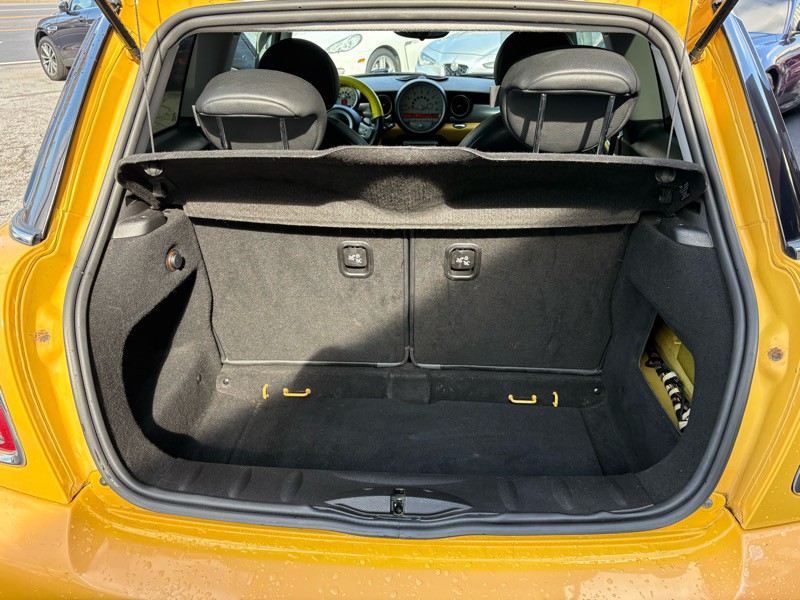 2007 MINI Cooper Image 21
