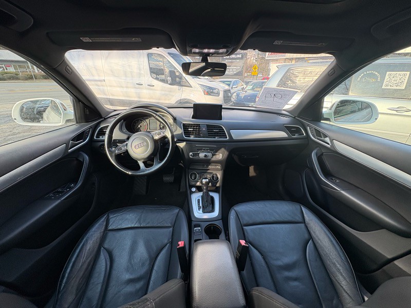 2016 Audi Q3 Image 9