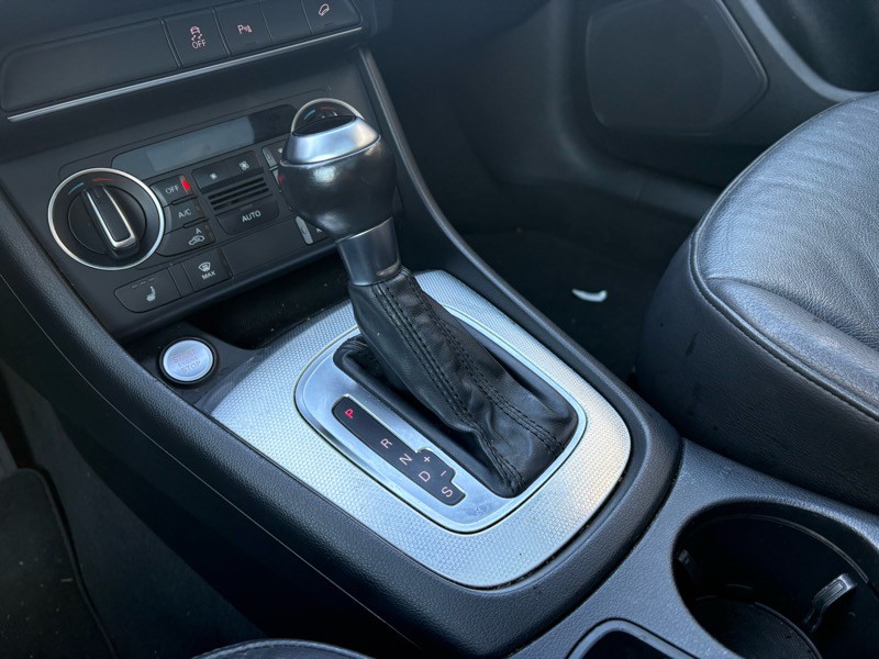 2016 Audi Q3 Image 17