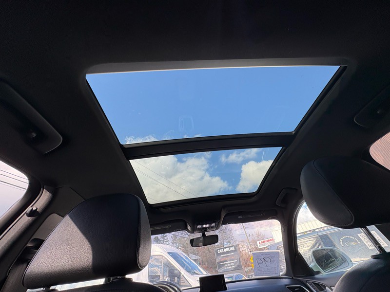 2016 Audi Q3 Image 23