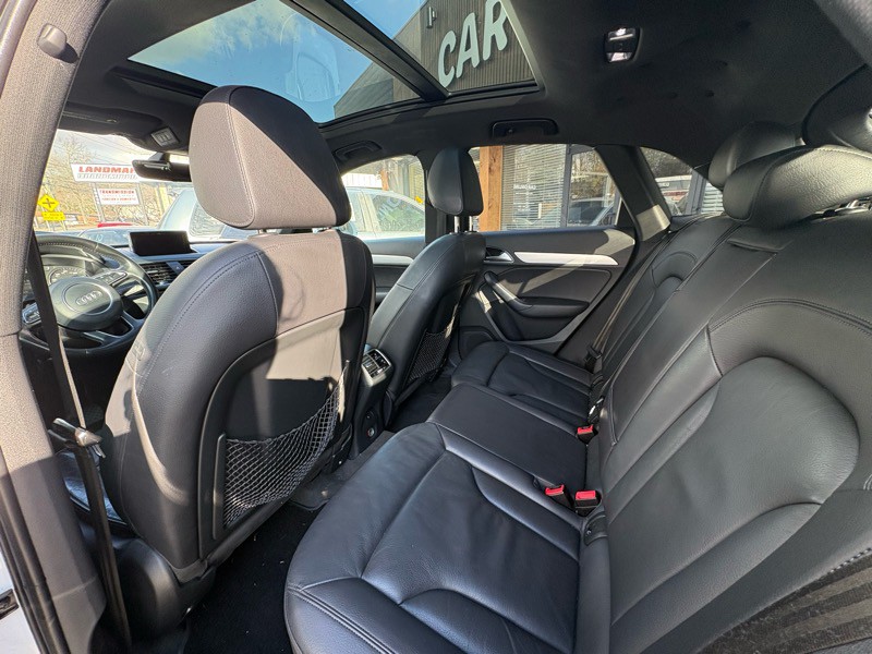 2016 Audi Q3 Image 26