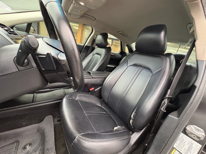 2016 Lincoln MKZ Image 20