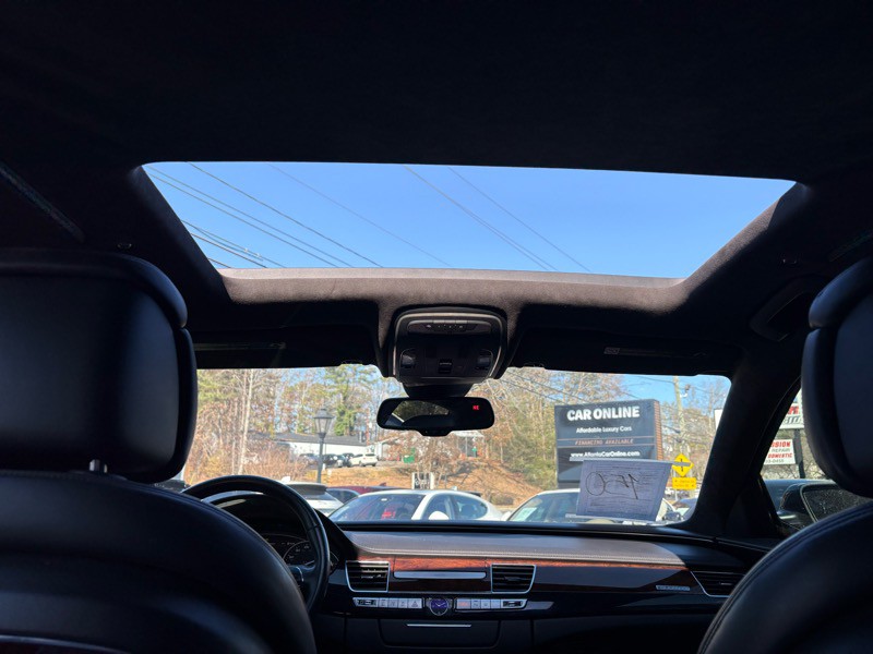 2013 Audi A8 Image 19