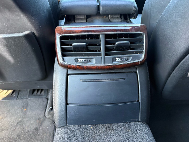 2013 Audi A8 Image 20