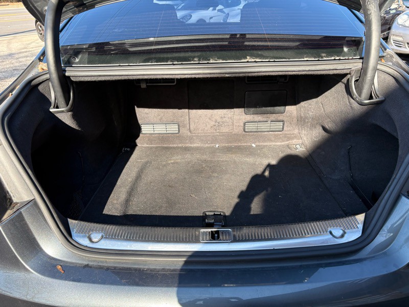 2013 Audi A8 Image 28