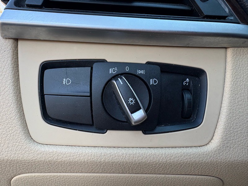 2014 BMW 3 Series Image 18